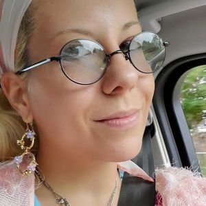 Meet your Posher, Liliana